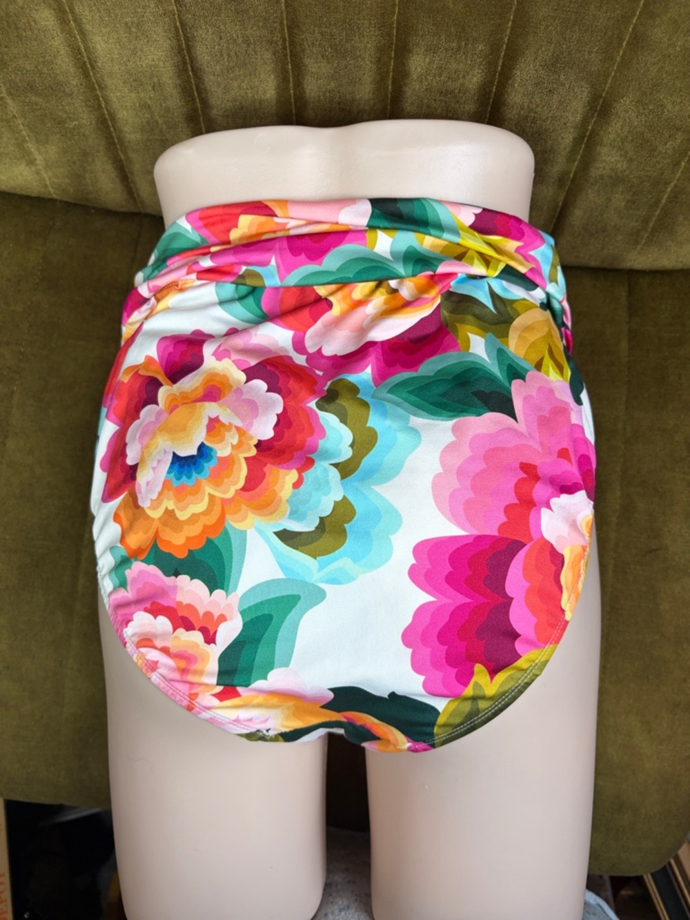 Gibson Latimer Tropical Floral twist front  Bikini Bottom size large nwot - Picture 3 of 6